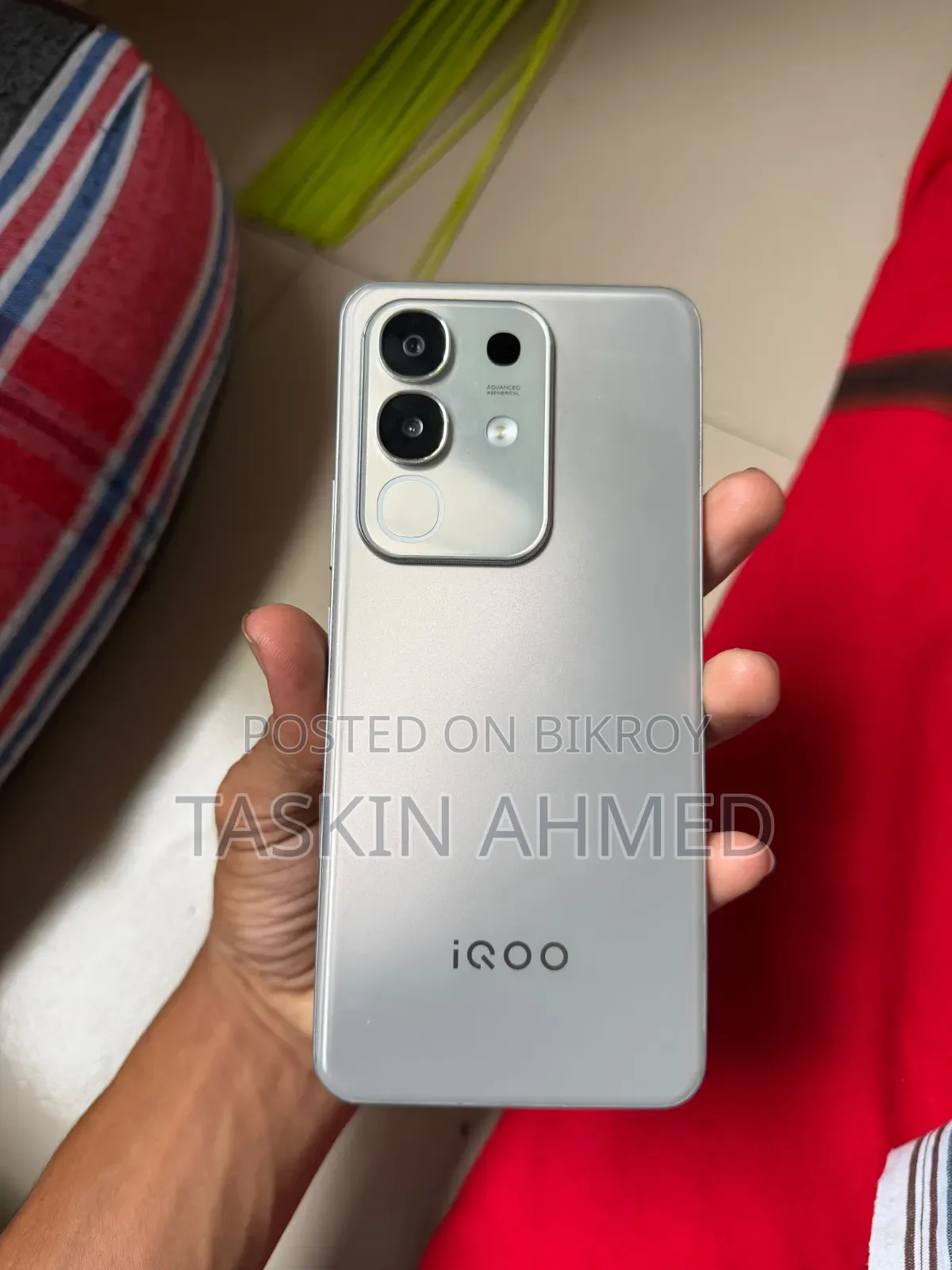 Vivo iQOO Z10x 128 GB Silver
