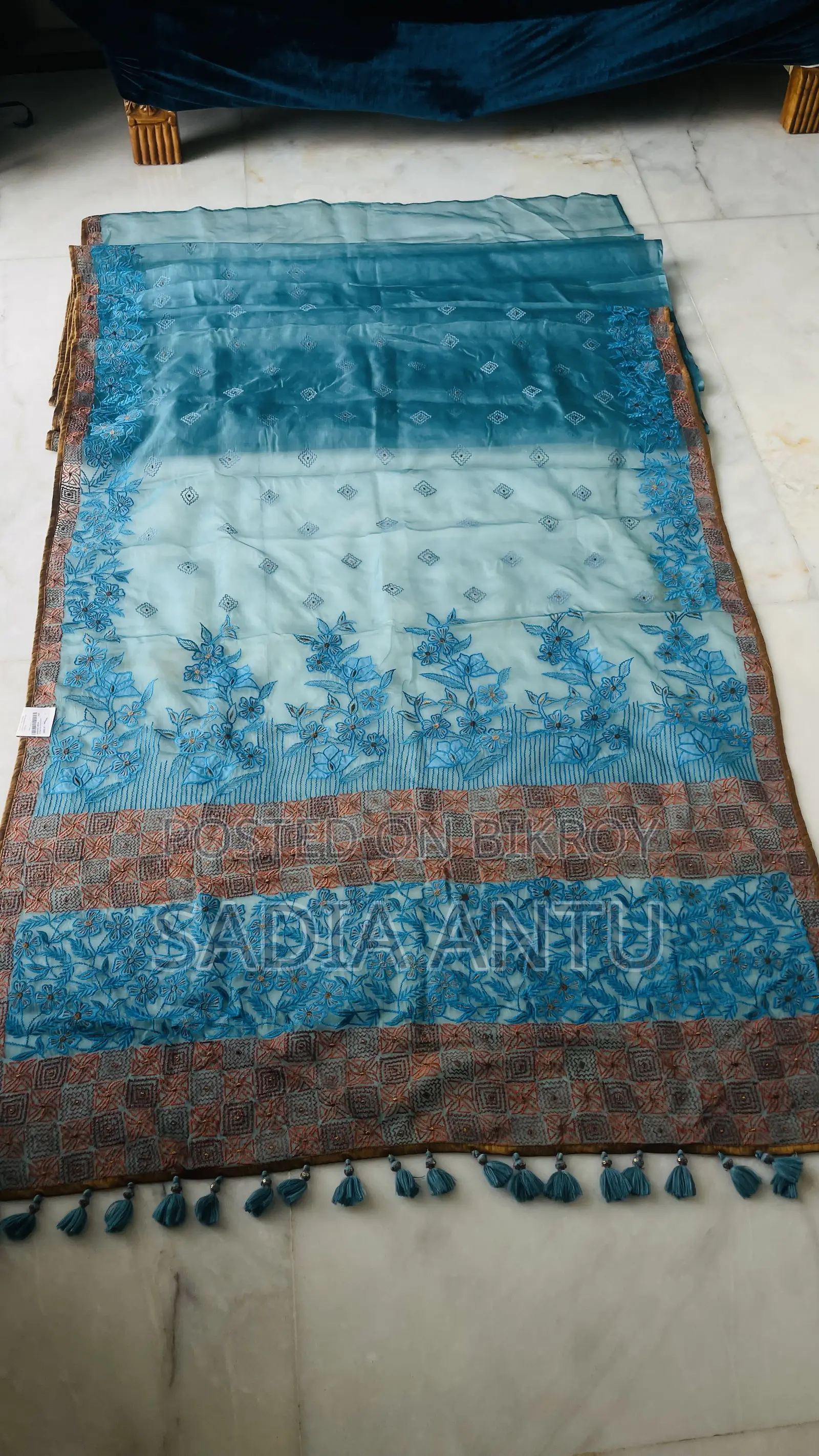 আড়ংয়ের পিওর মসলিন শাড়ি