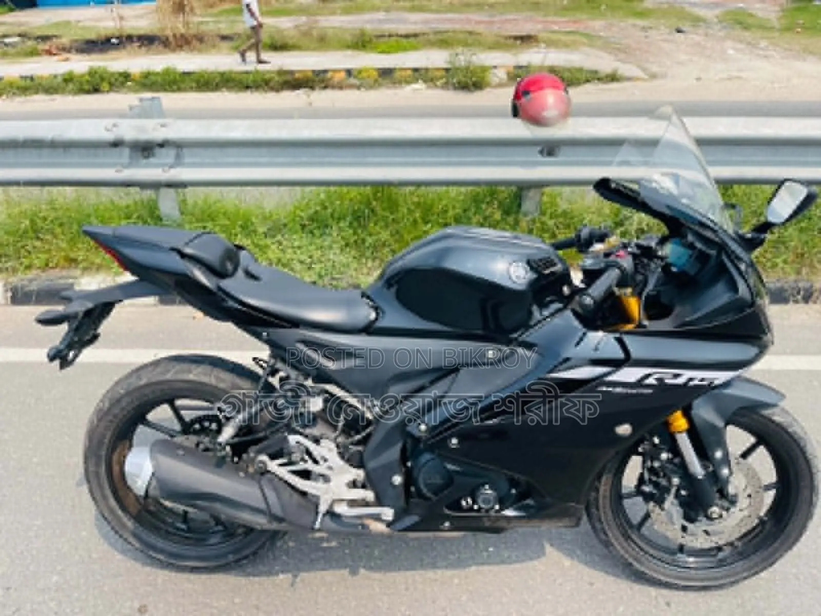 Yamaha 2025 Black