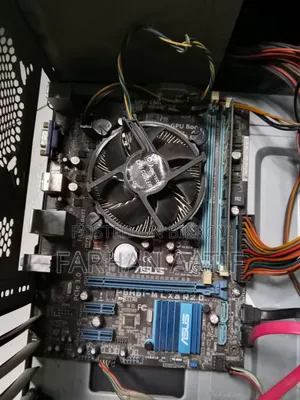 Desktop Computer Asus 2GB Intel Core I3 SSD 128GB