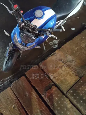 টিভিএস অ্যাপাচি ১৬০ ৪ভি ২০২০ নীল