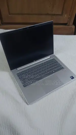 Laptop HP ProBook 440 16GB Intel Core Ultra 7 SSD 1T