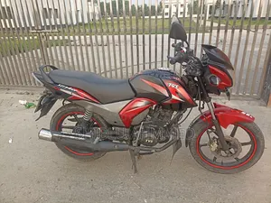 টিভিএস স্ট্রাইকার ১২৫ ২০১৮ ব্ল্যাক