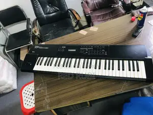 Roland Xp-10 Japan