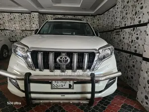 Toyota Land Cruiser Prado 2.7 i 2013 Pearl