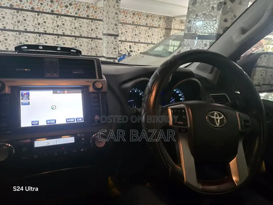 Toyota Land Cruiser Prado 2.7 i 2013 Pearl