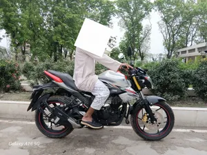 Suzuki Gixxer Monotone 2026 Orange