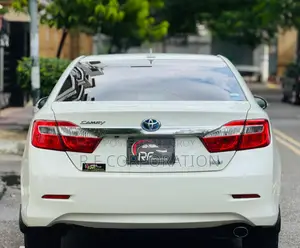 Toyota Camry 2013 Pearl