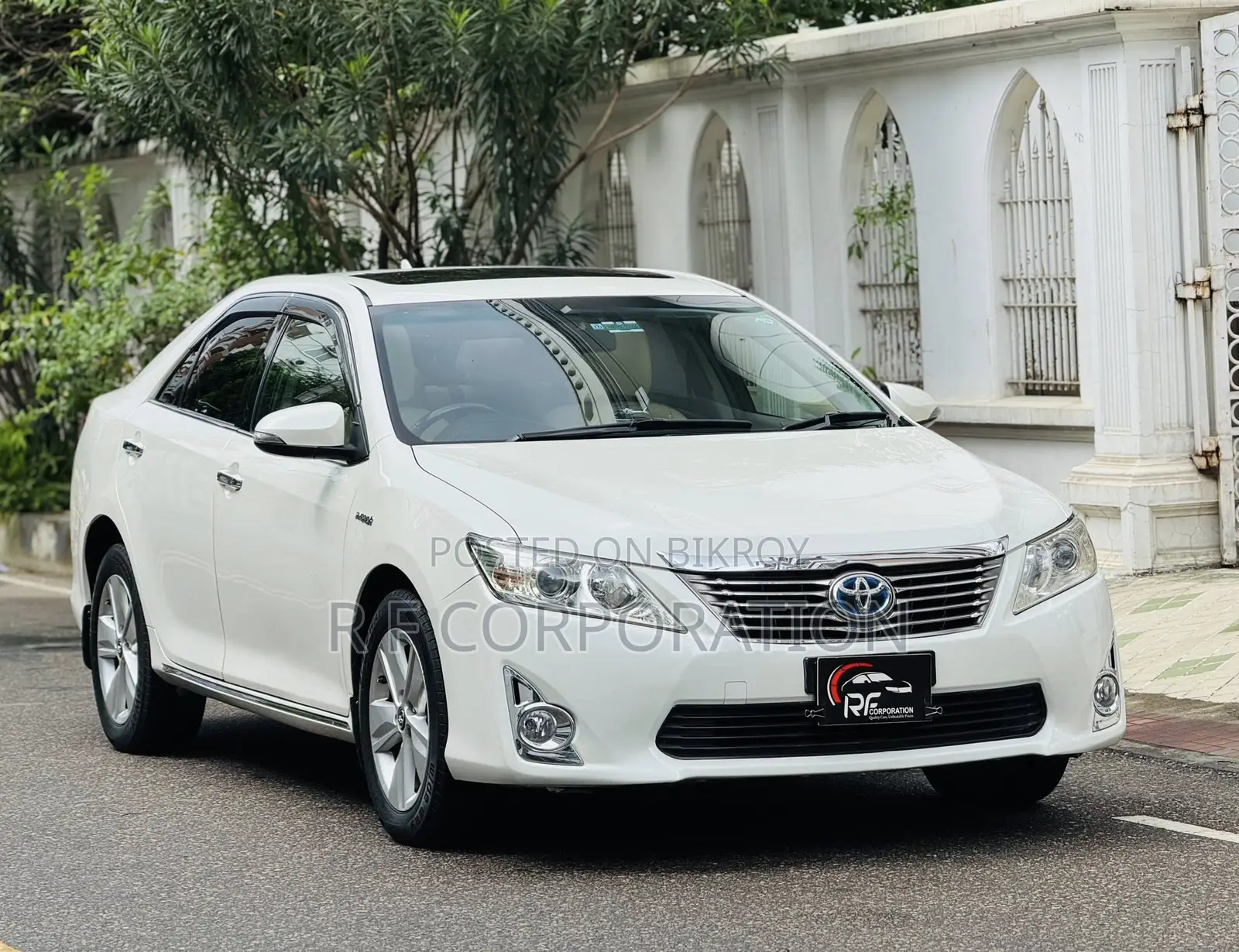 Toyota Camry 2013 Pearl
