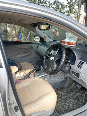 Toyota Axio 2011 Silver