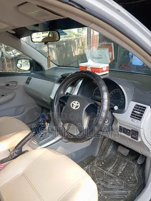Toyota Axio 2011 Silver