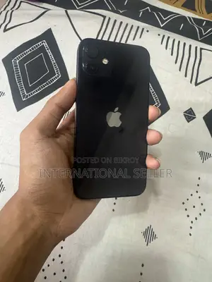 অ্যাপল আইফোন ১২ ৬৪ জিবি কালো