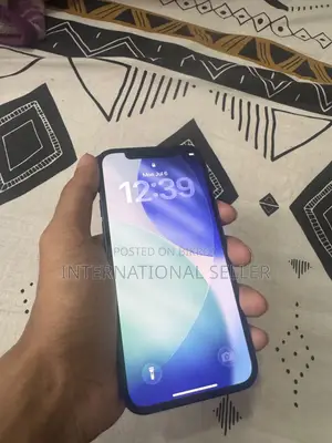 অ্যাপল আইফোন ১২ ৬৪ জিবি কালো