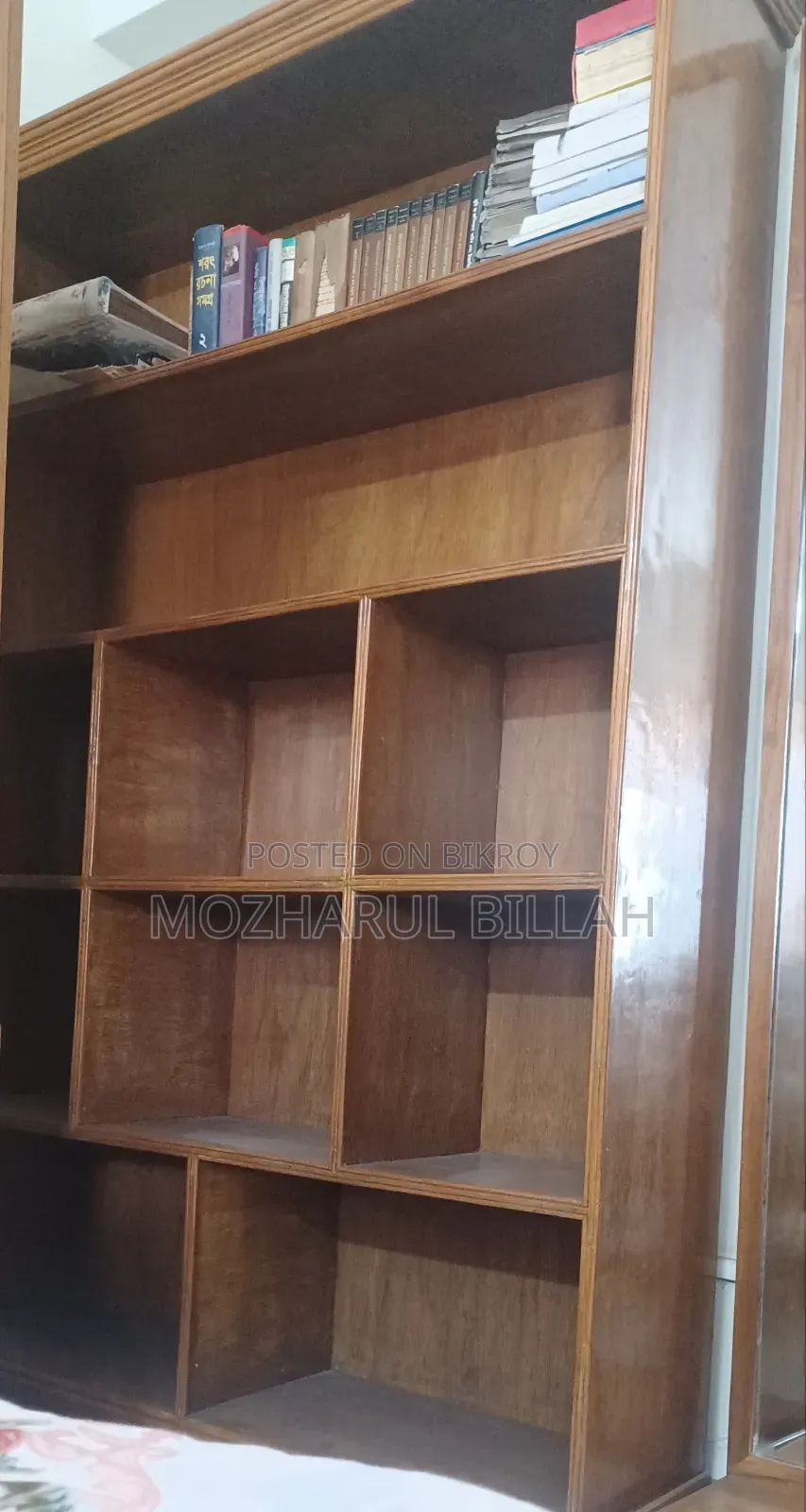 Book Flower Shelves for Various Uses.