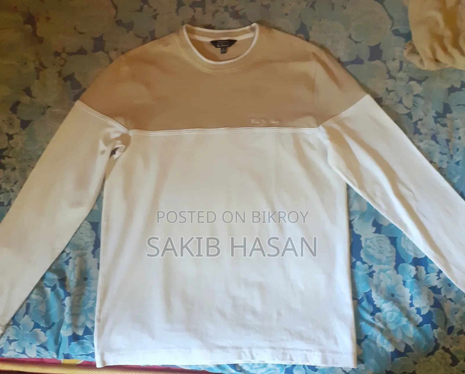 Exclusive T-shirt