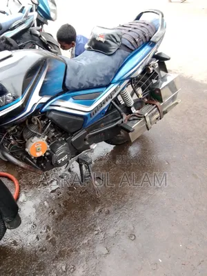 হোন্ডা ২০১৯ নীল