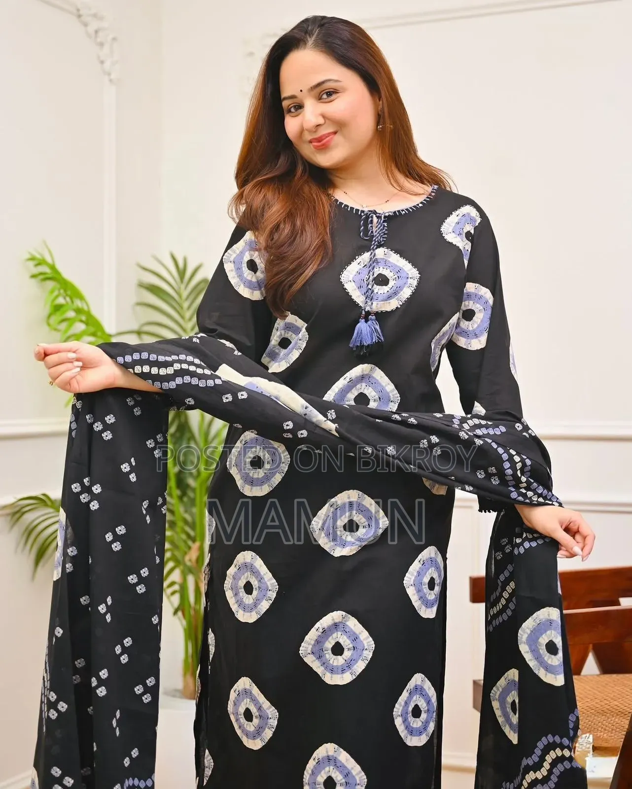 চুনরি প্রিন্ট থ্রি পিস