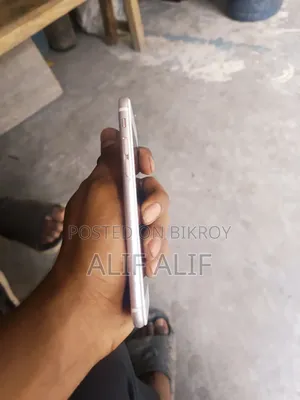 Apple iPhone 6s 64 GB Rose Gold