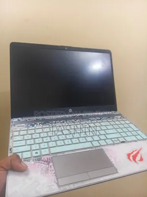 Laptop HP 250 G10 8GB Intel Core I3 SSD 512GB