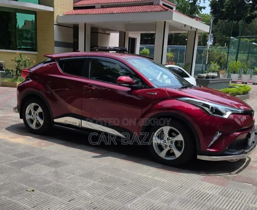 Toyota C-HR 2018 Maroon