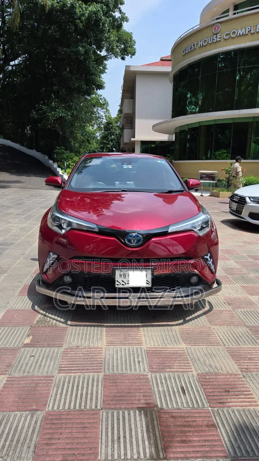 Toyota C-HR 2018 Maroon