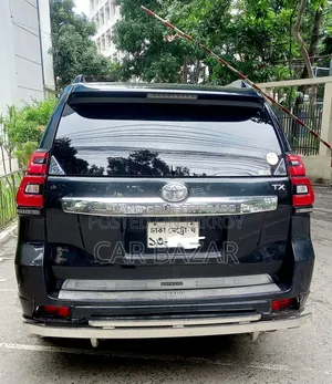 টয়োটা ল্যান্ড ক্রুজার প্রাডো ২.৭ আই ২০১৩ কালো