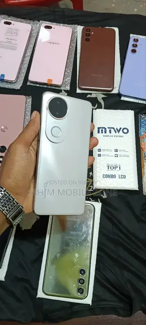 Vivo V50e 256 GB White