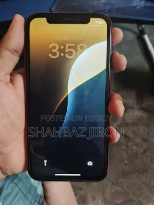 Apple iPhone XR 64 GB Red