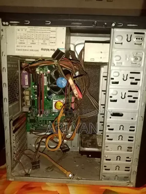 Desktop Computer Samsung 4GB Intel SSD 1T