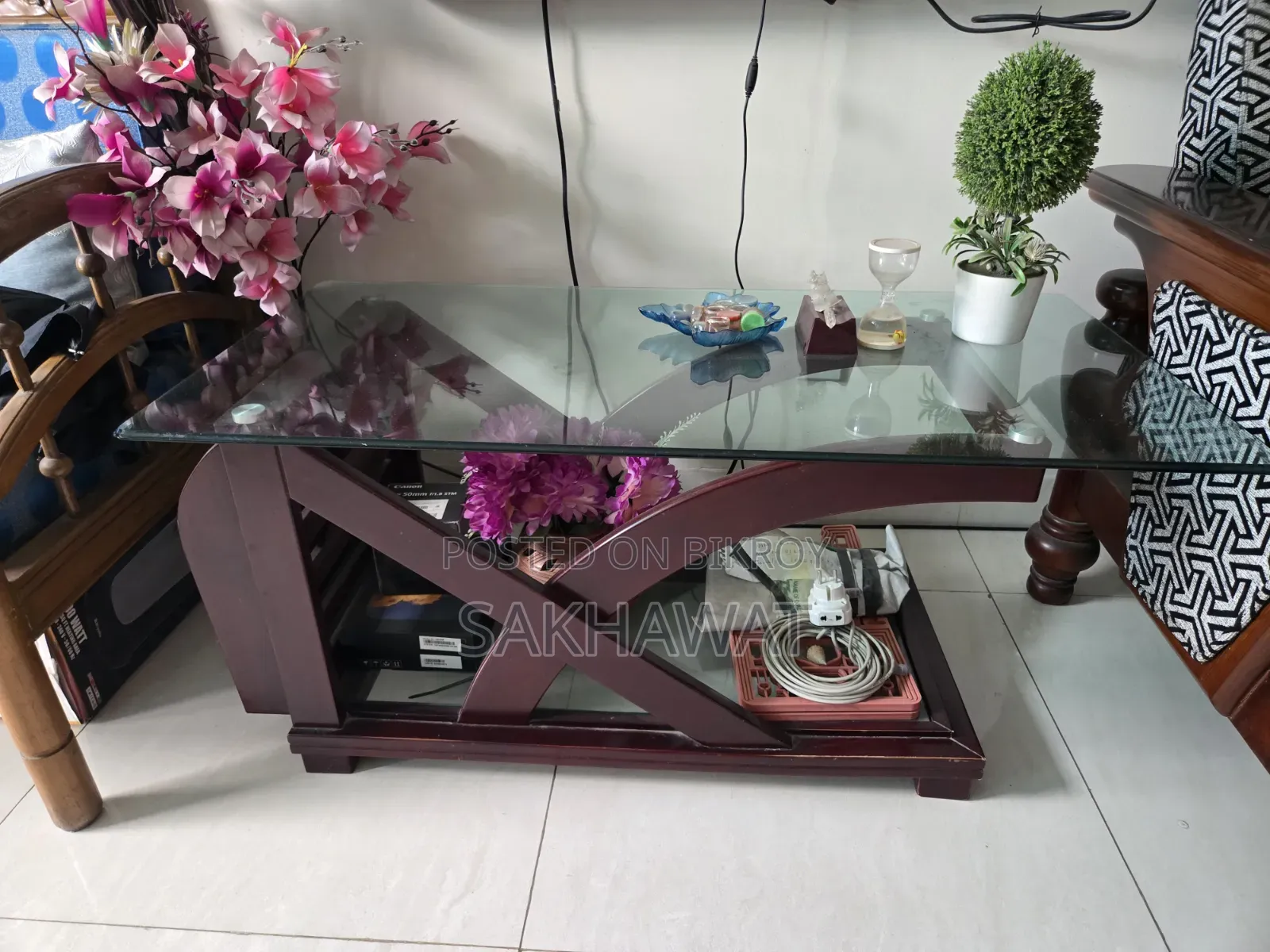 Sofa Set Tea Table