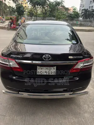 Toyota Premio 2012 Brown