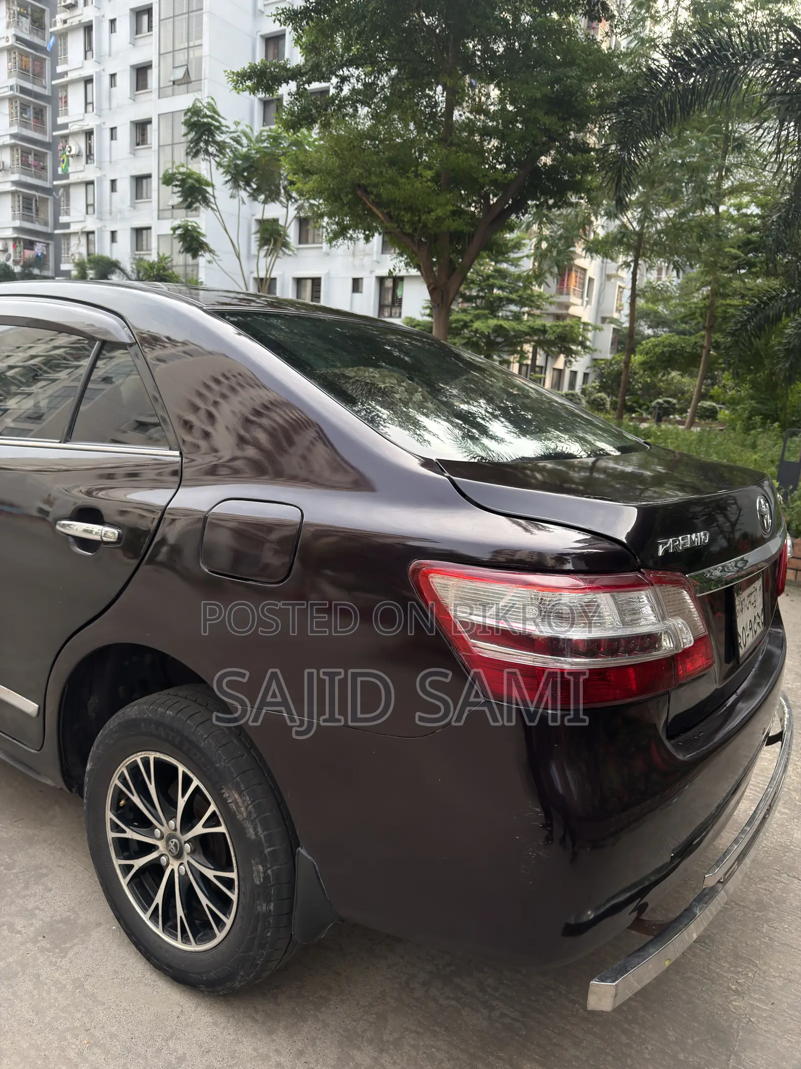 Toyota Premio 2012 Brown