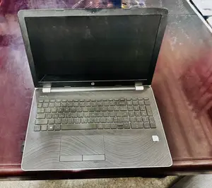 Laptop HP 15S 8GB Intel Core i5 HDD 1T