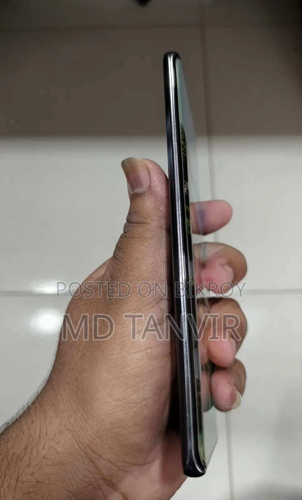 ভিভো ওয়াই৩০০ প্লাস ১২৮ জিবি ব্ল্যাক