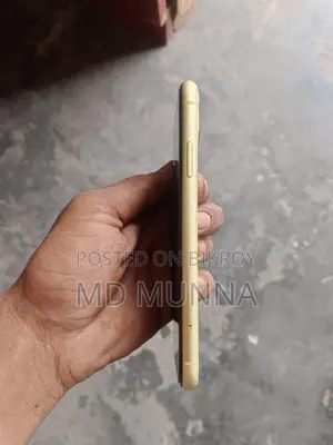 Apple iPhone 11 128 GB Yellow