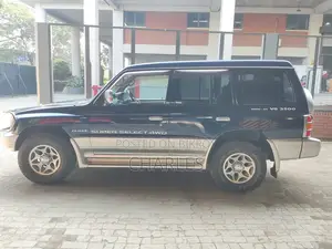 Mitsubishi Pajero 1997 Blue