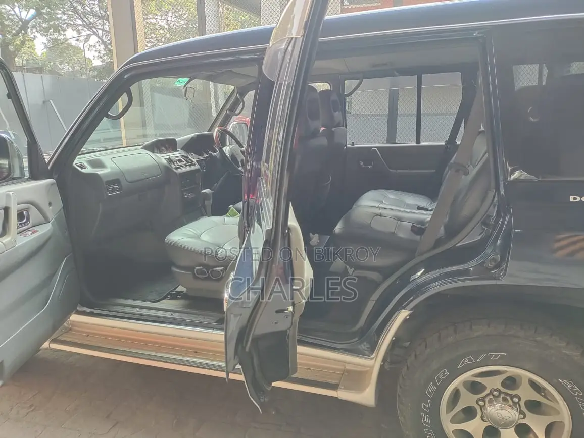 Mitsubishi Pajero 1997 Blue