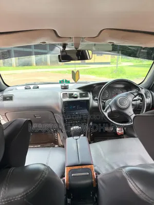 Toyota Corolla 1994 White
