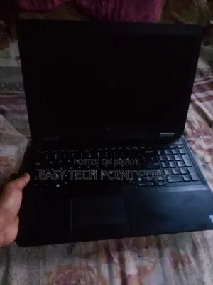 Laptop Dell Latitude E5570 8GB Intel Core I5 SSD 256GB