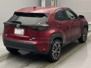 Toyota Yaris Cross 1.5 Hybrid FWD 2021 Red