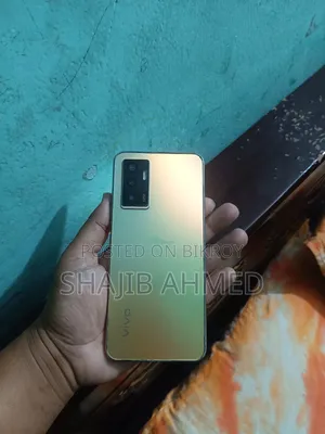 Vivo V23 128 GB Gold