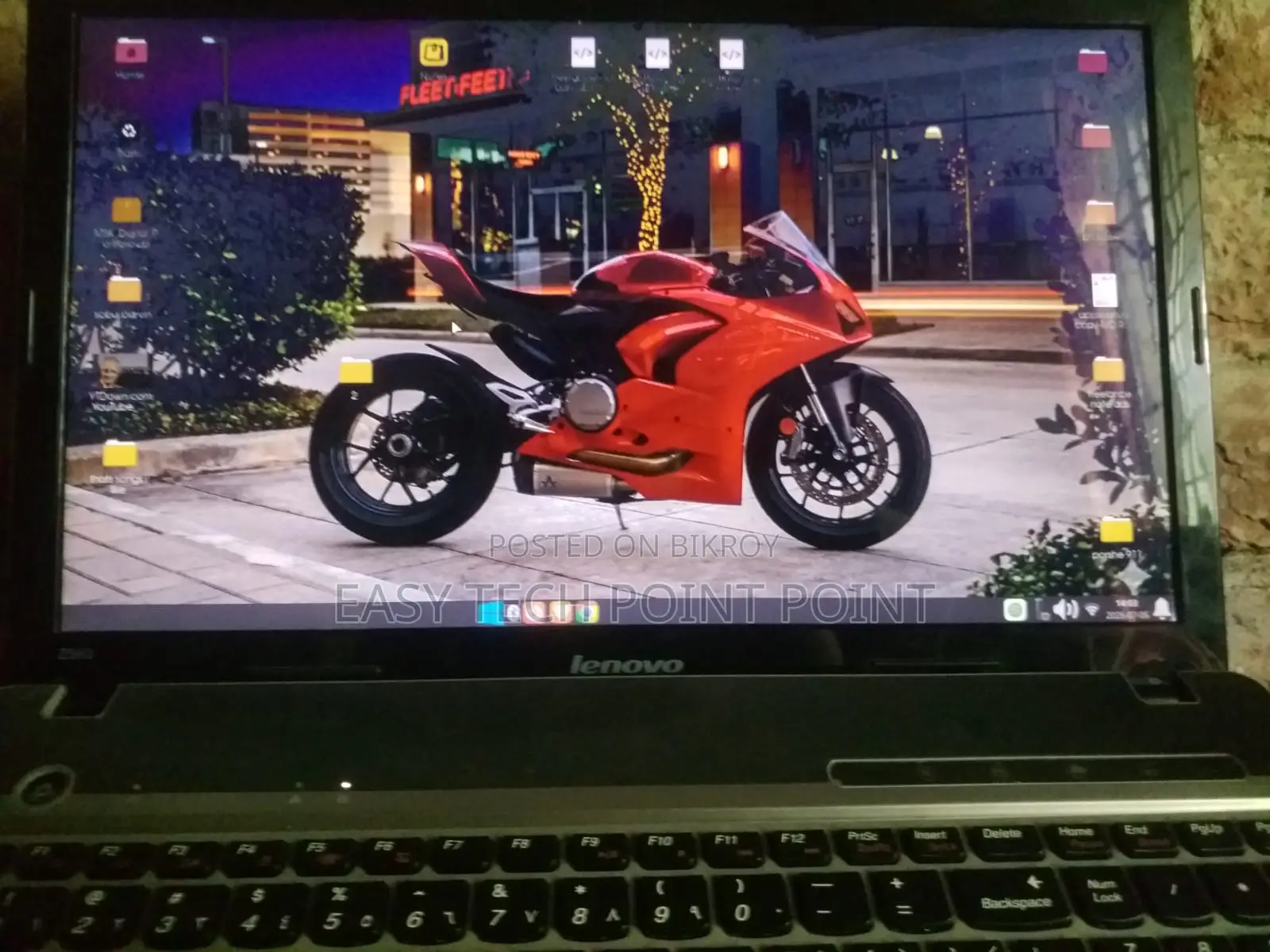 Laptop Lenovo IdeaPad Z560 6GB Intel Core i3 SSD 128GB
