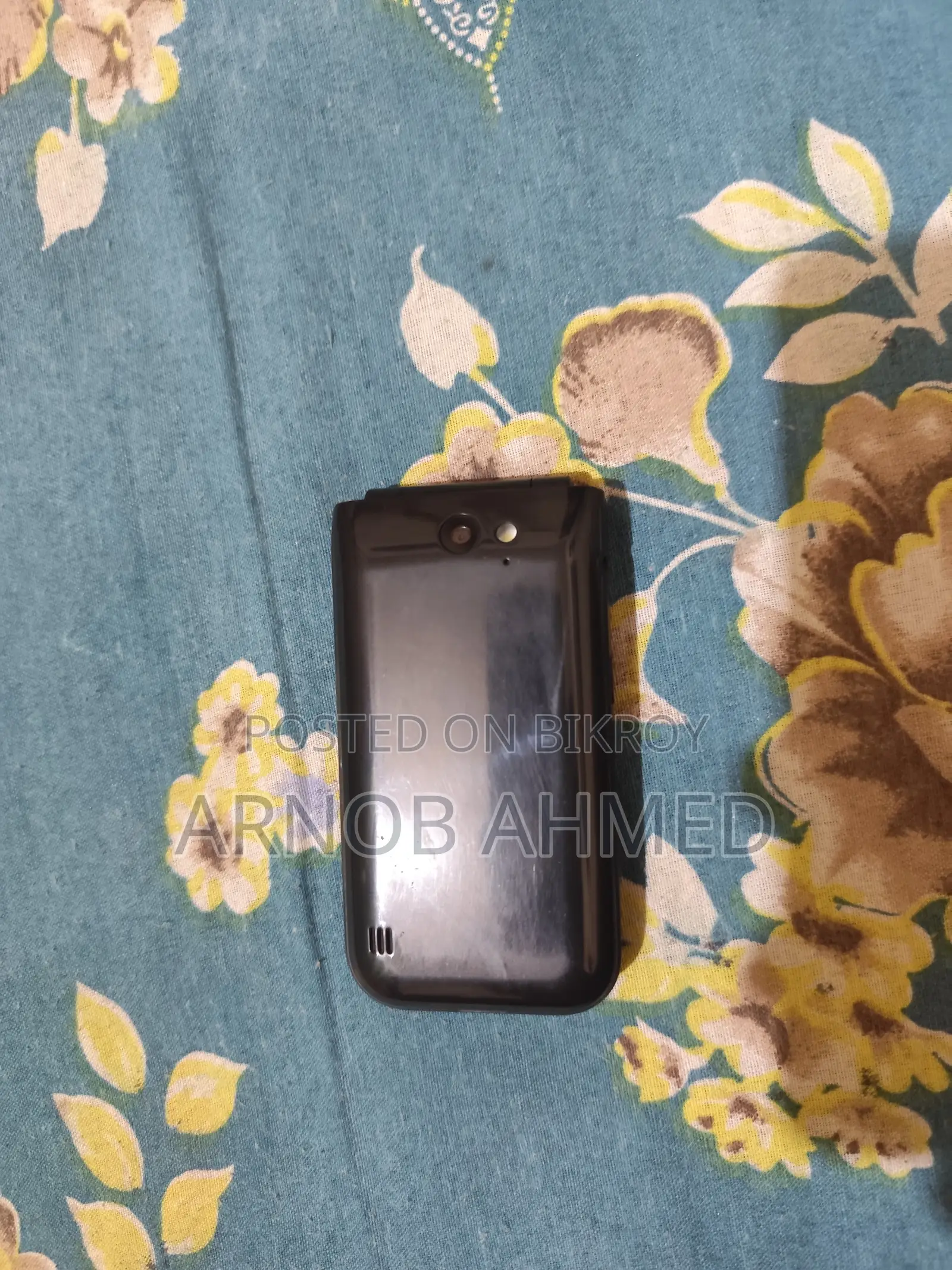 Nokia 2720 Flip 512 GB Black