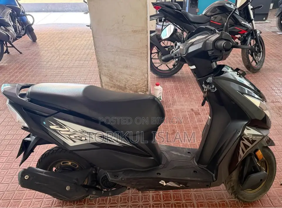 হোন্ডা ডিও ২০২১ ব্ল্যাক