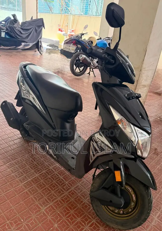 হোন্ডা ডিও ২০২১ ব্ল্যাক