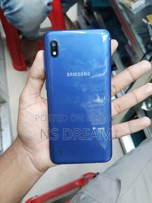 Samsung A10 32 GB Blue