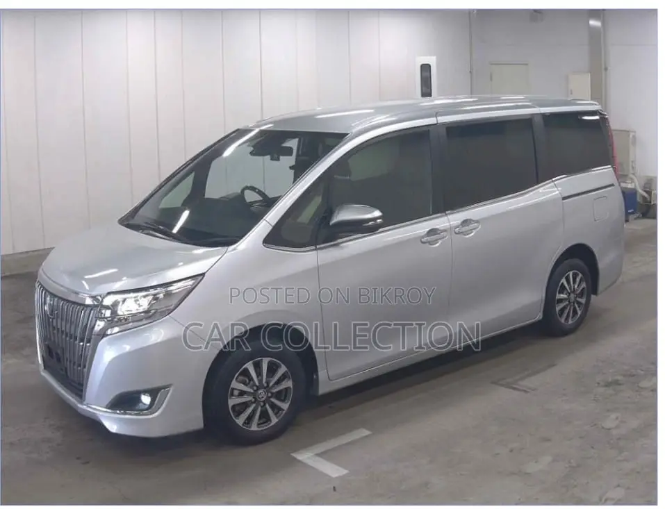 Toyota Esquire 2021 Silver