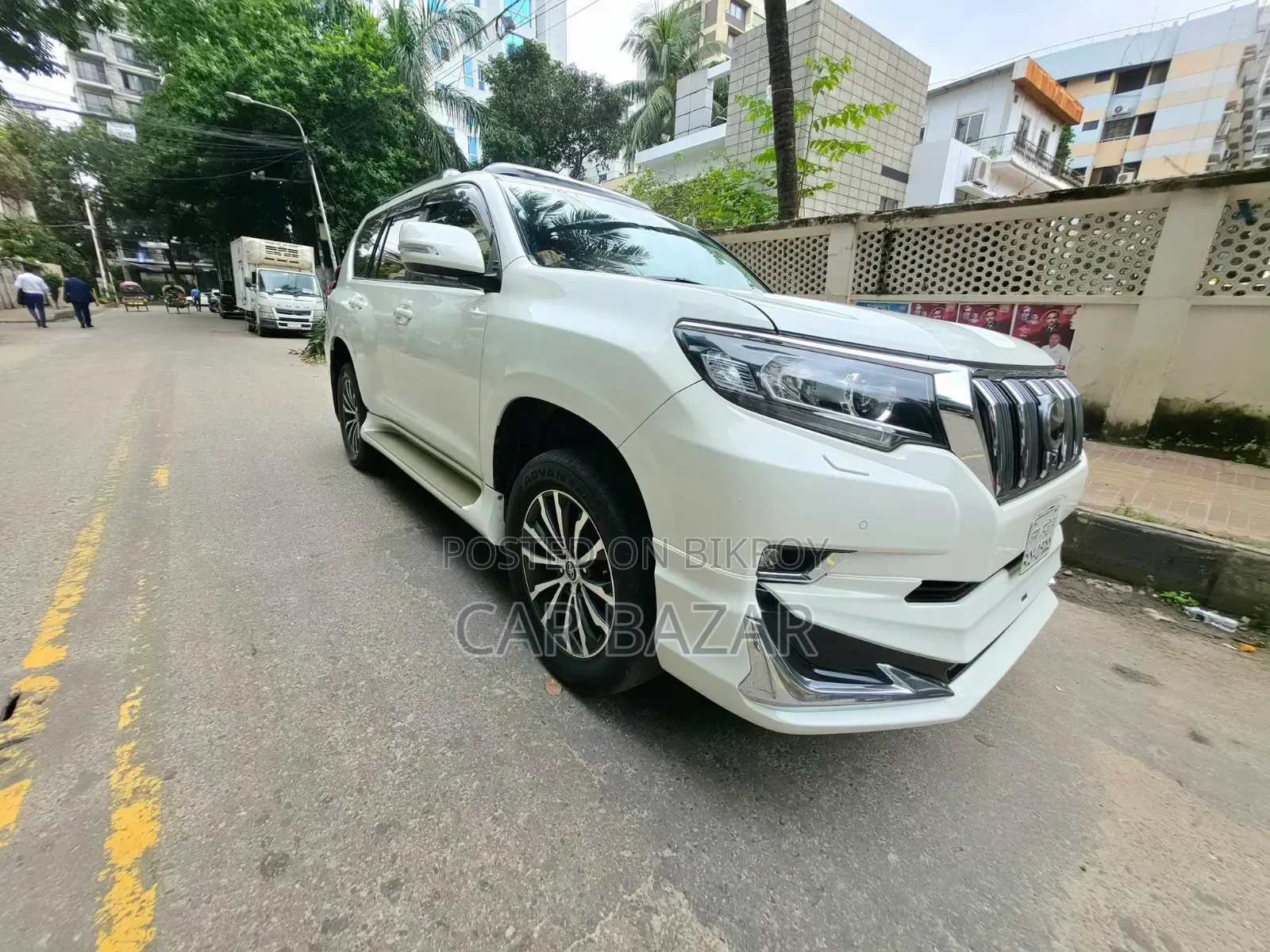 Toyota Land Cruiser Prado 2.7 2018 Pearl