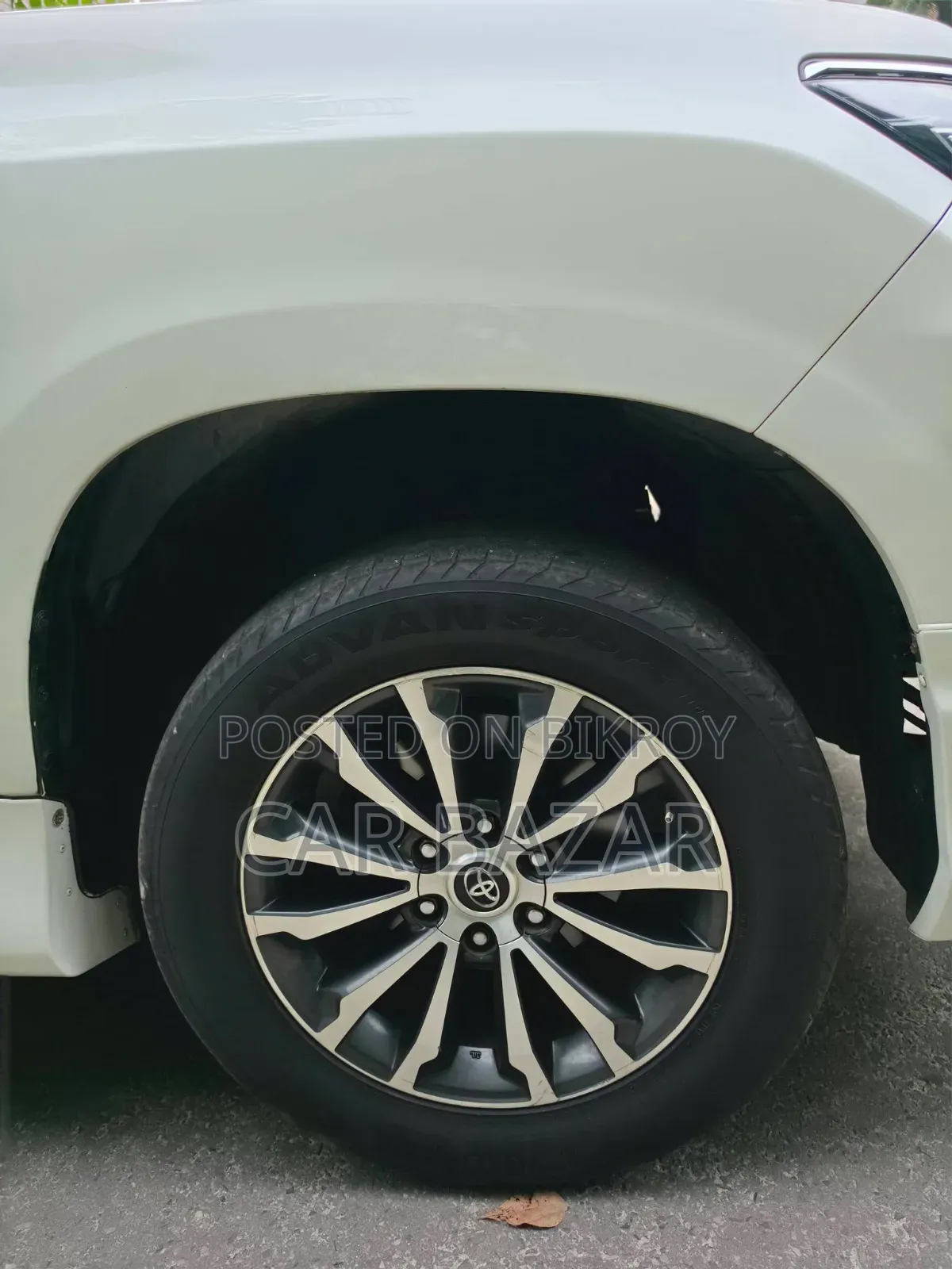 Toyota Land Cruiser Prado 2.7 2018 Pearl