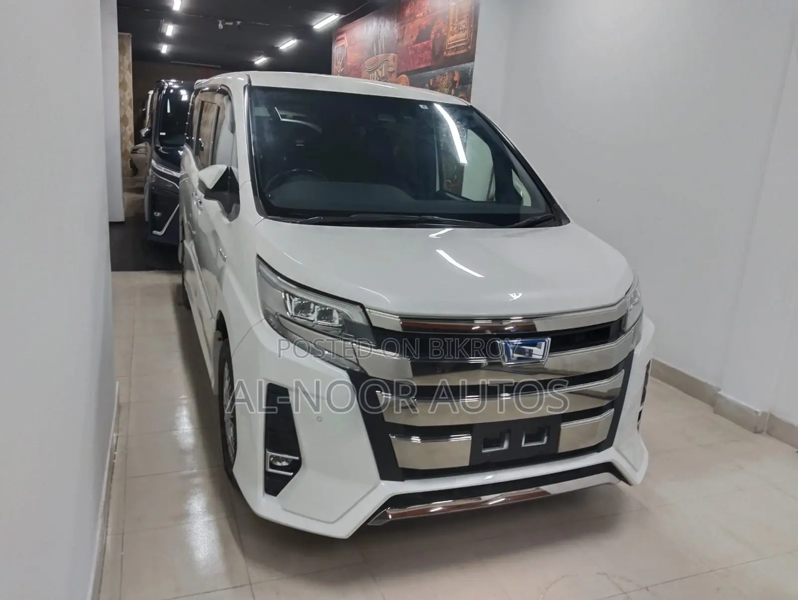 Toyota Noah 2021 Pearl